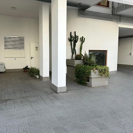 Central Modern Apartment Bari Zewnętrze zdjęcie