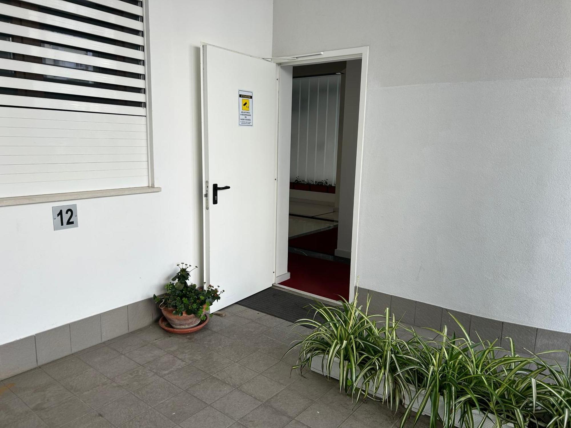 Central Modern Apartment Bari Zewnętrze zdjęcie